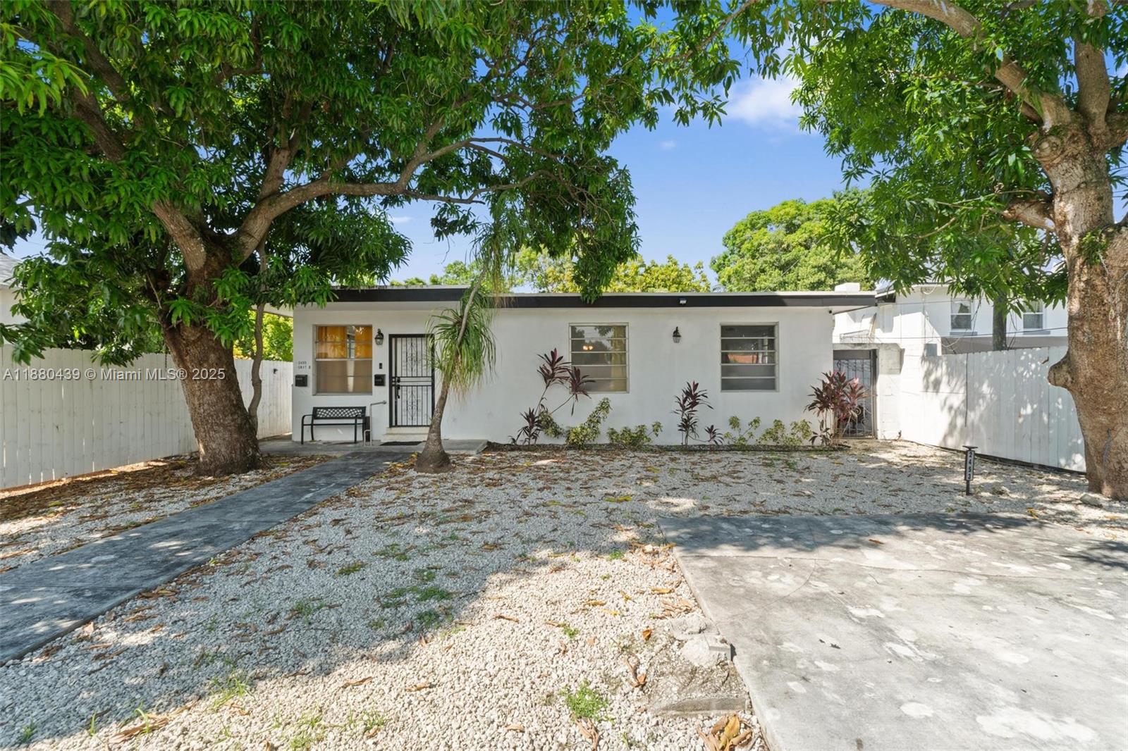 2453 SW 17th St #2, Miami FL 33145