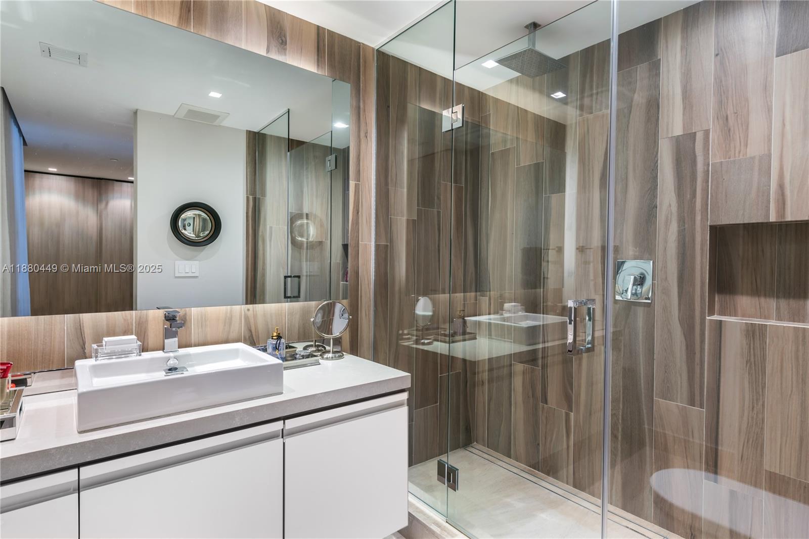2514 Fisher Island Dr #6104, Miami Beach FL 33109