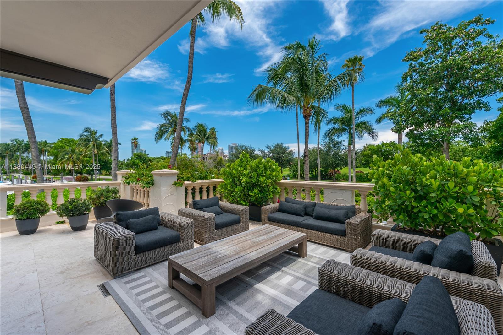 2514 Fisher Island Dr #6104, Miami Beach FL 33109