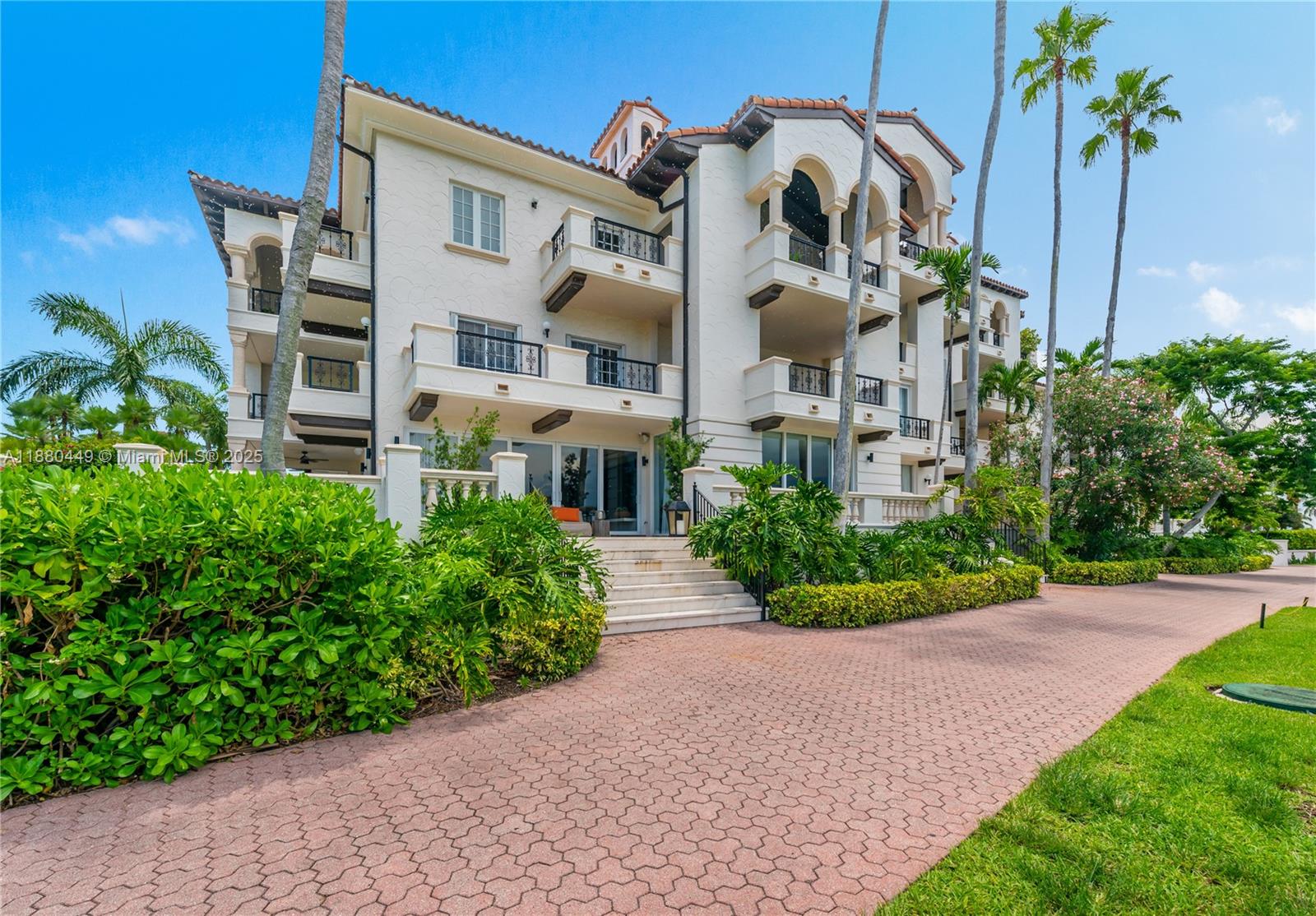 2514 Fisher Island Dr #6104, Miami Beach FL 33109