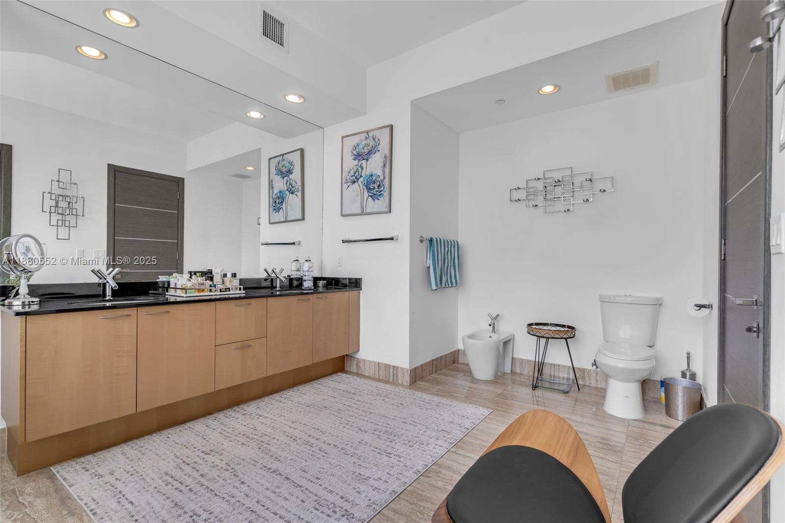 15901 Collins Ave #606, Sunny Isles Beach FL 33160