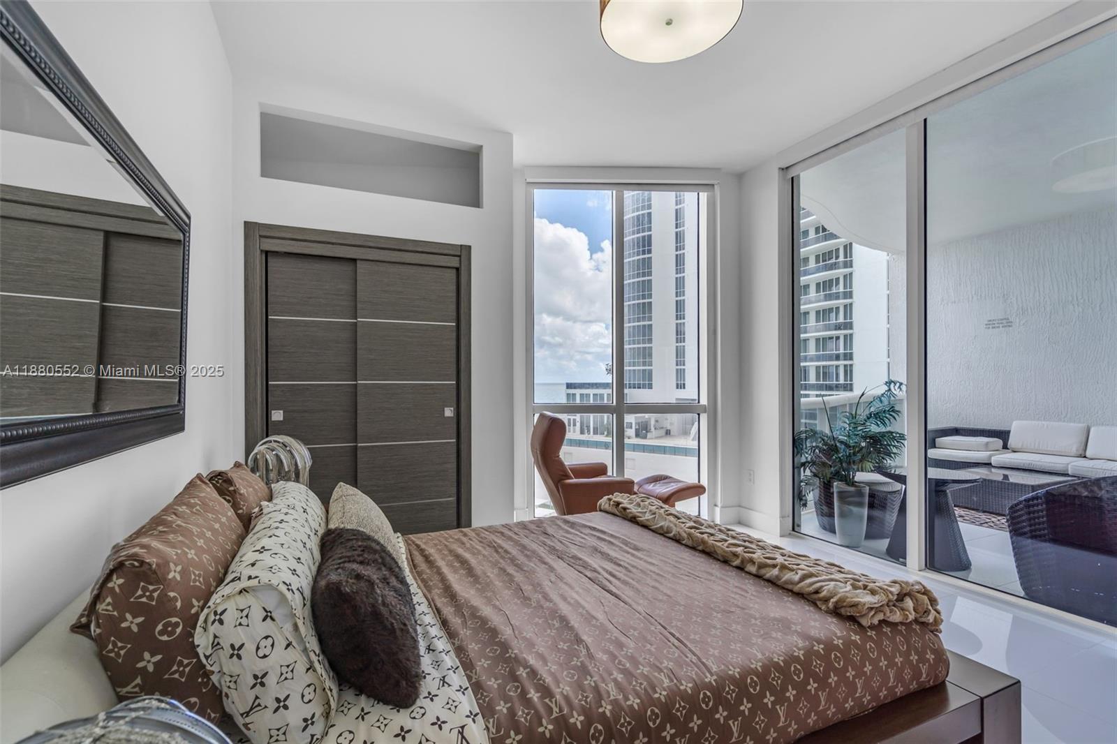 15901 Collins Ave #606, Sunny Isles Beach FL 33160