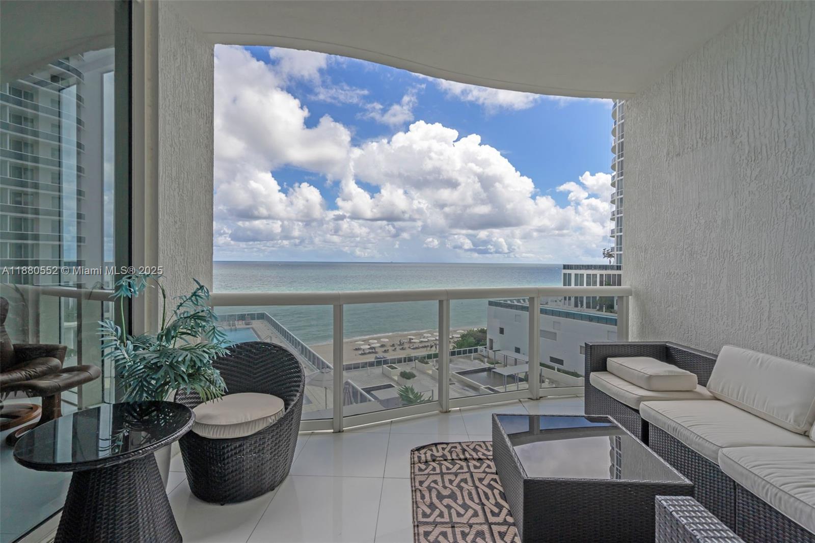 15901 Collins Ave #606, Sunny Isles Beach FL 33160