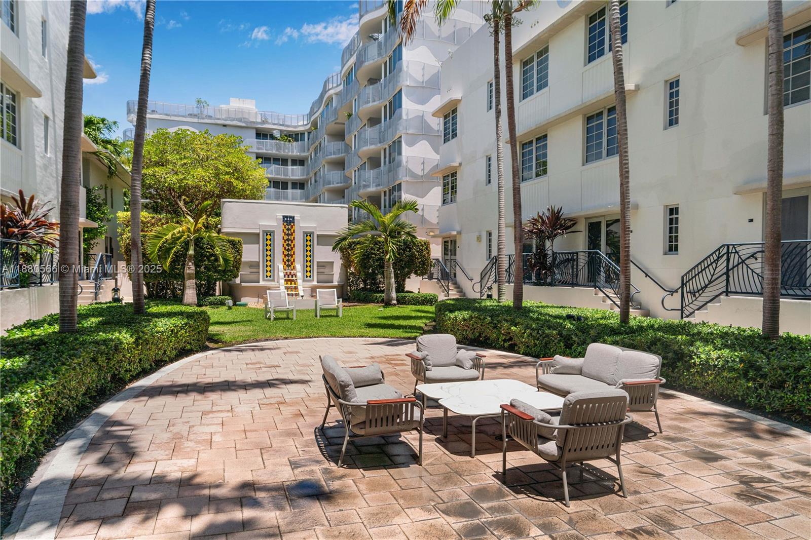 435 21st St #212, Miami Beach FL 33139