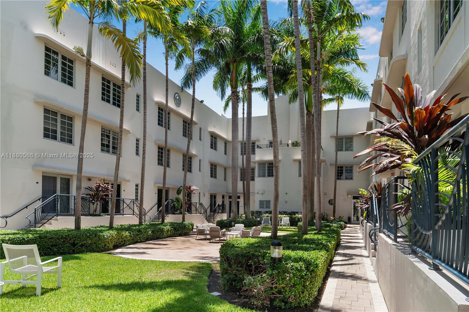 435 21st St #212, Miami Beach FL 33139