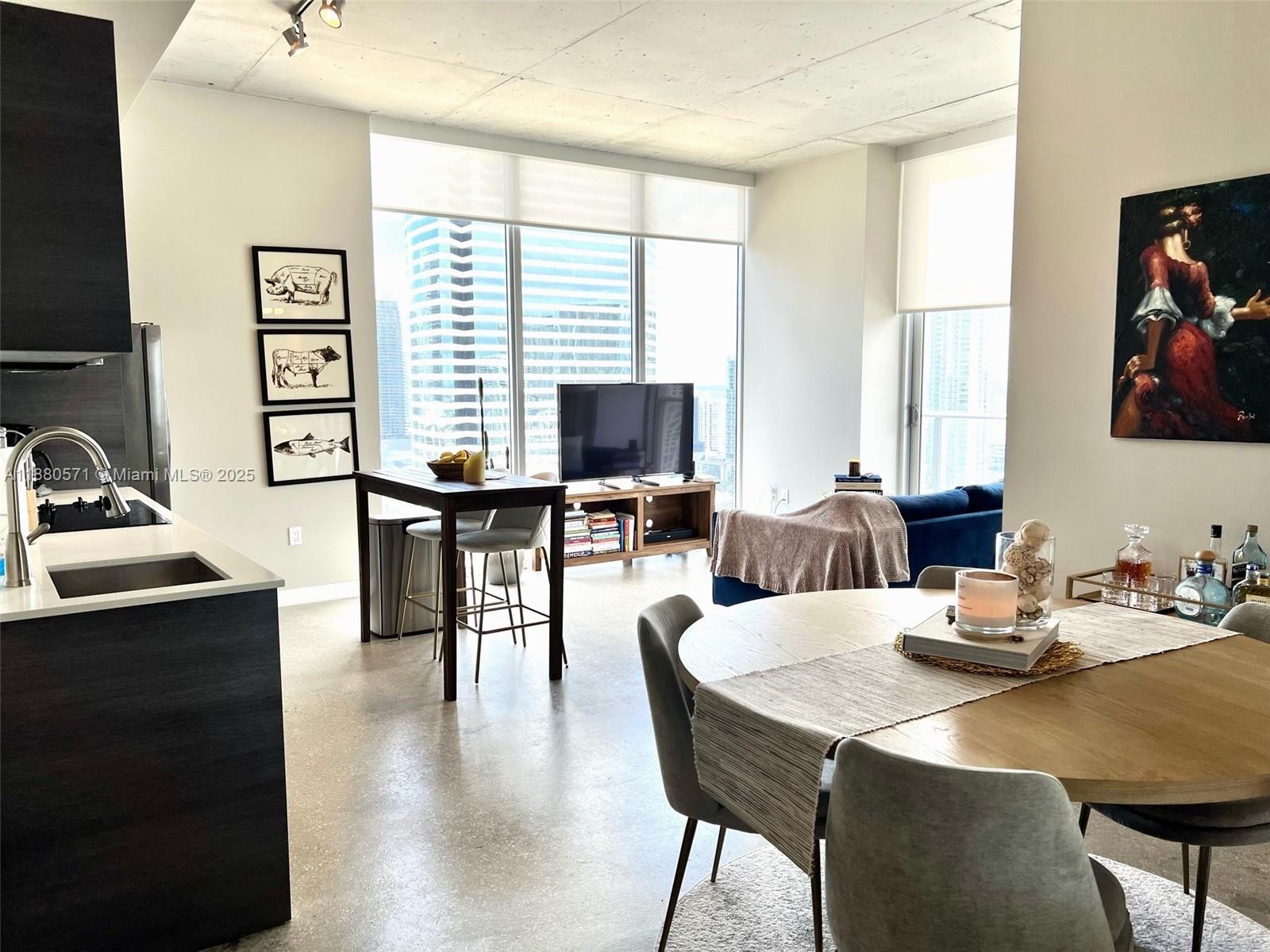 151 SE 1st St #2711, Miami FL 33131