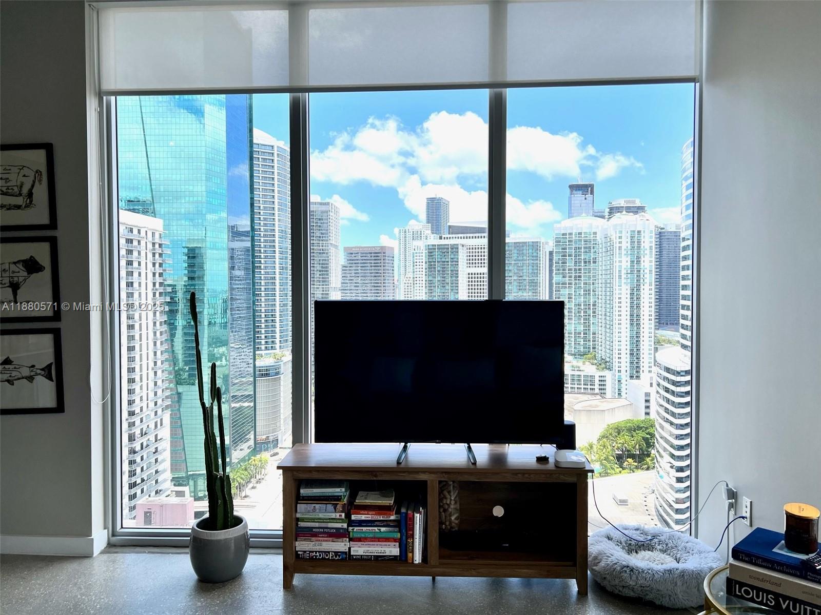 151 SE 1st St #2711, Miami FL 33131