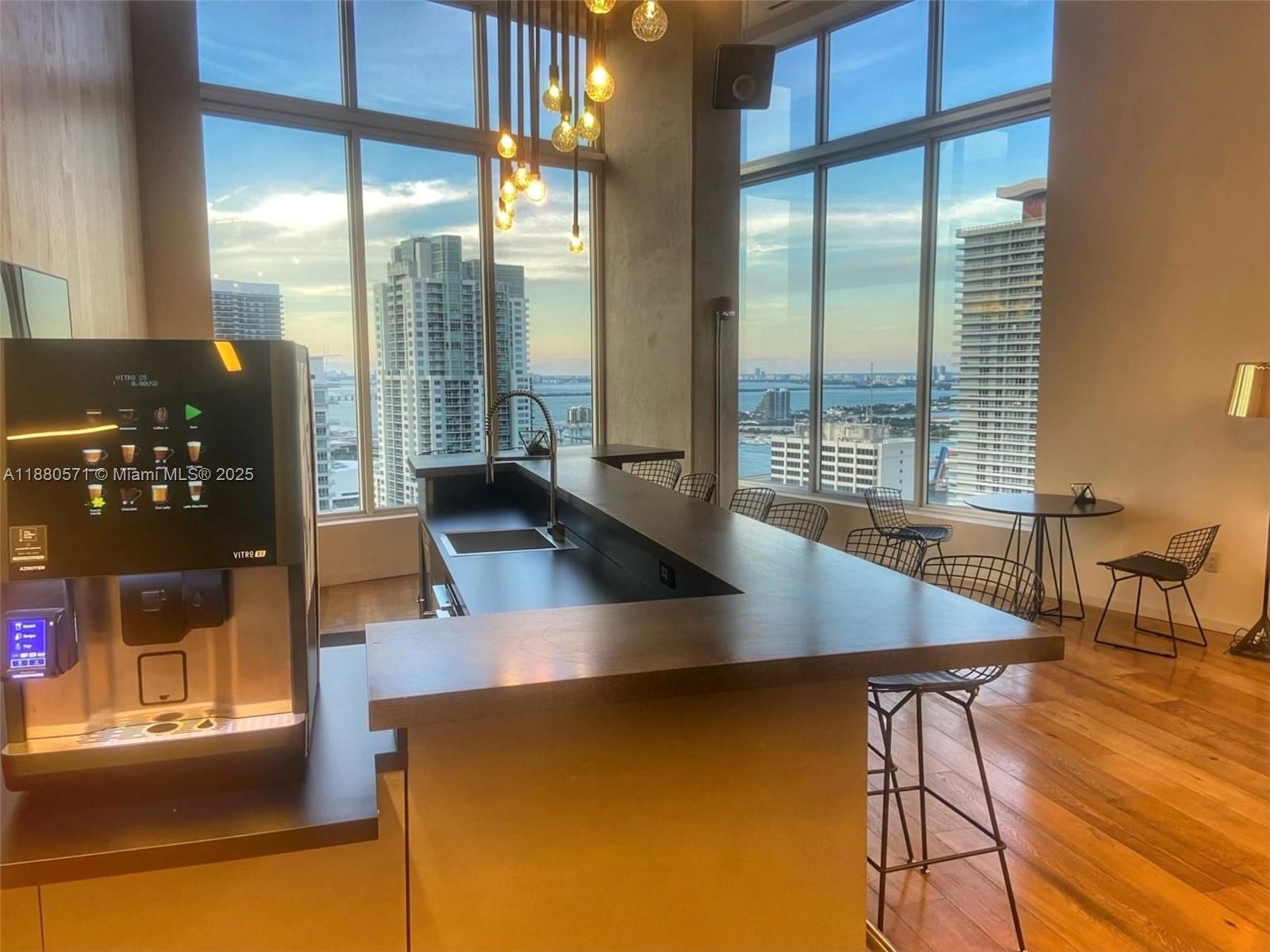 151 SE 1st St #2711, Miami FL 33131