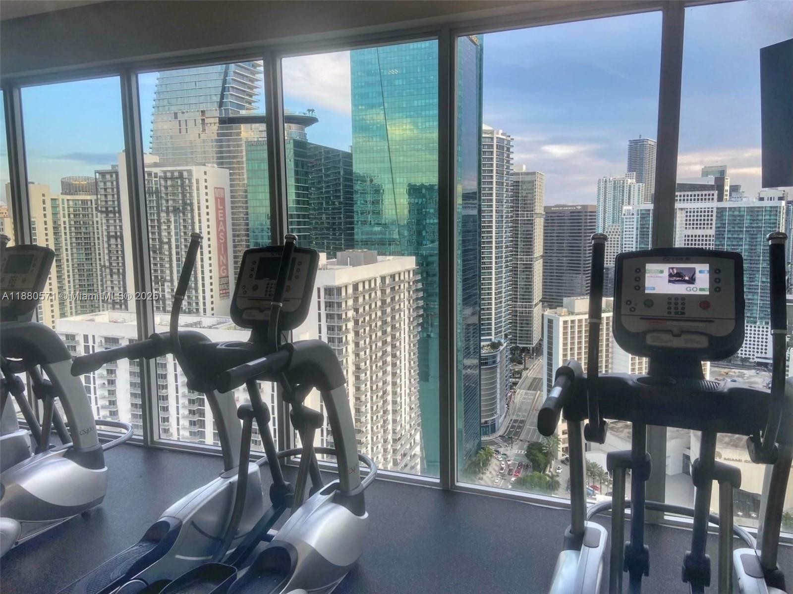 151 SE 1st St #2711, Miami FL 33131