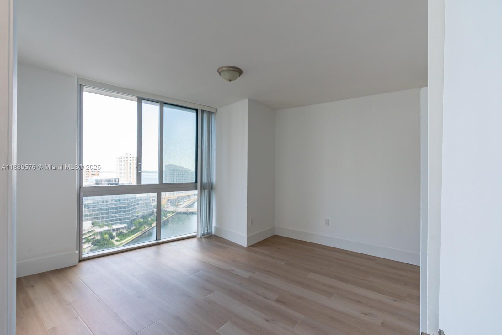 495 Brickell Ave #2102, Miami FL 33131