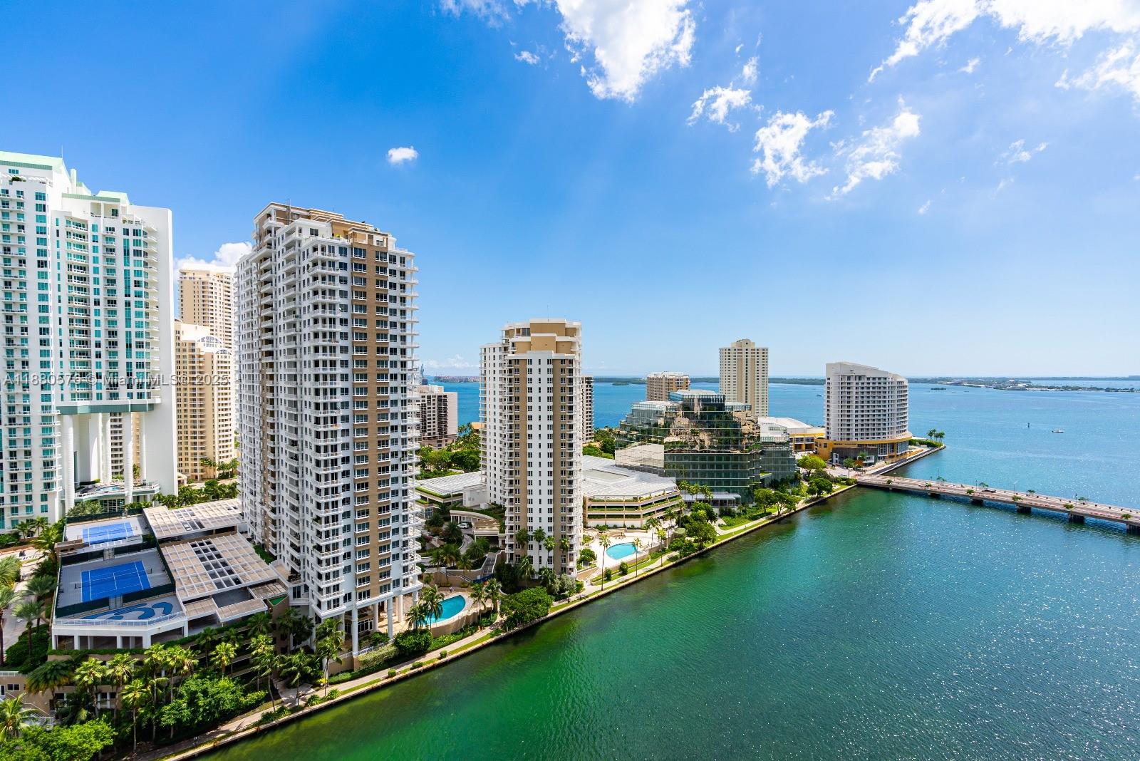 495 Brickell Ave #2102, Miami FL 33131