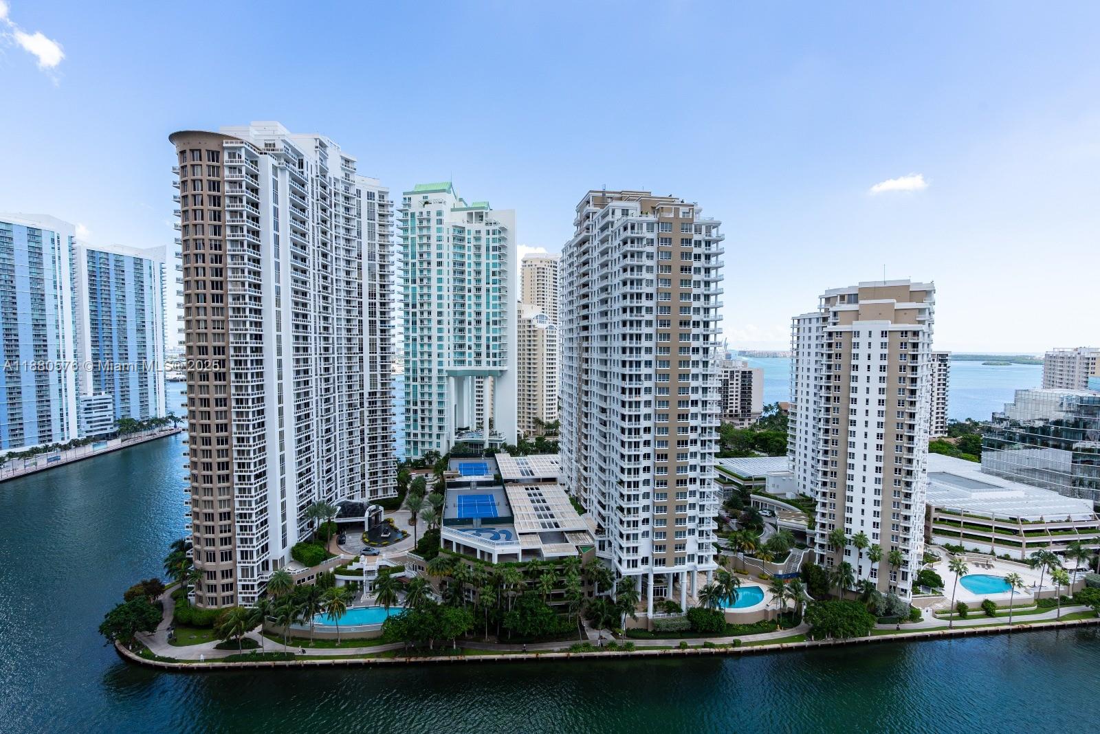 495 Brickell Ave #2102, Miami FL 33131