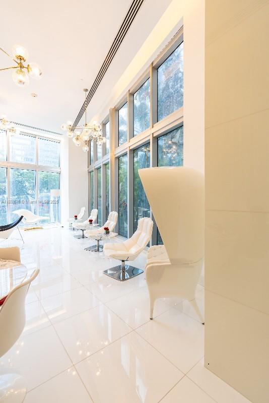 495 Brickell Ave #2102, Miami FL 33131
