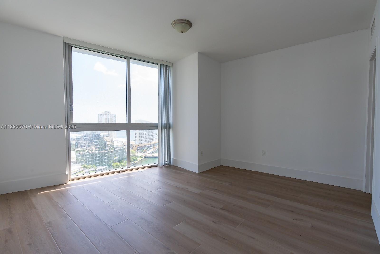 495 Brickell Ave #2102, Miami FL 33131
