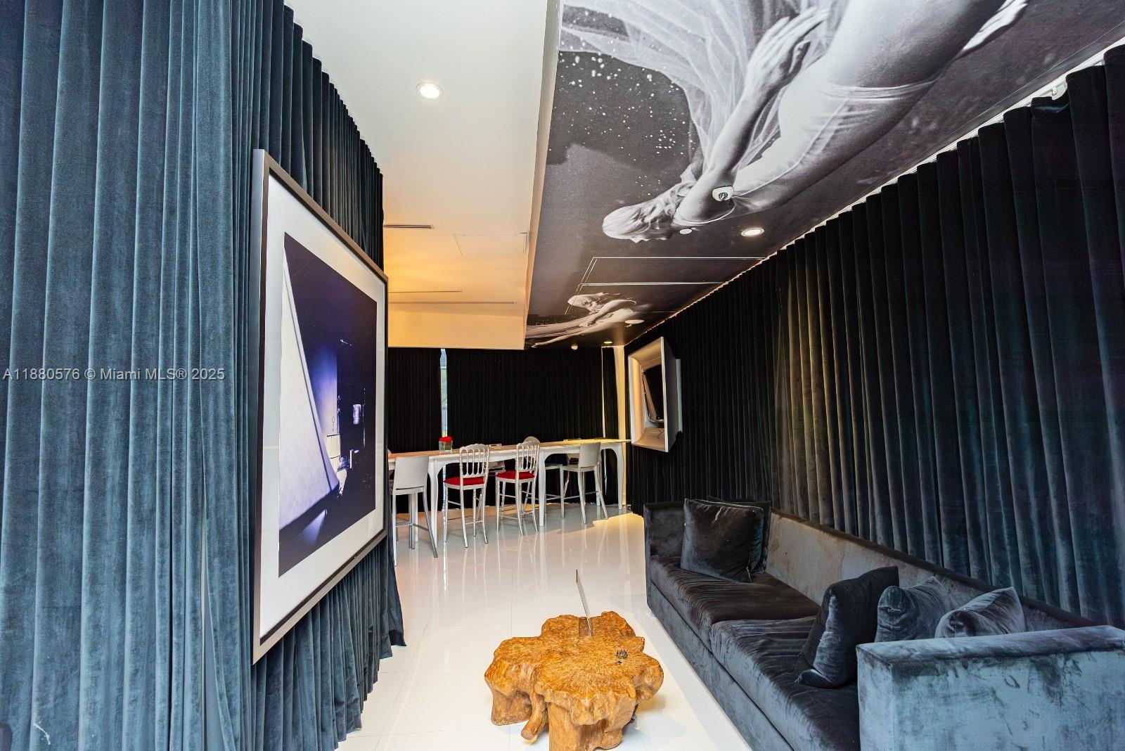 495 Brickell Ave #2102, Miami FL 33131