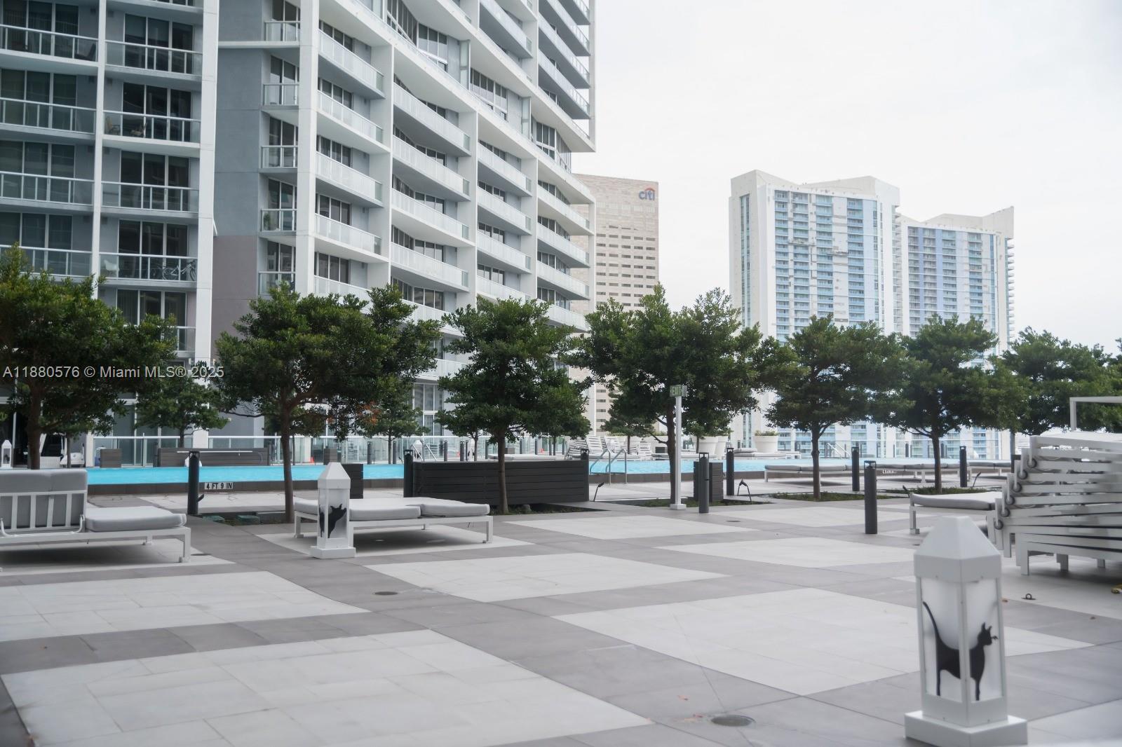495 Brickell Ave #2102, Miami FL 33131