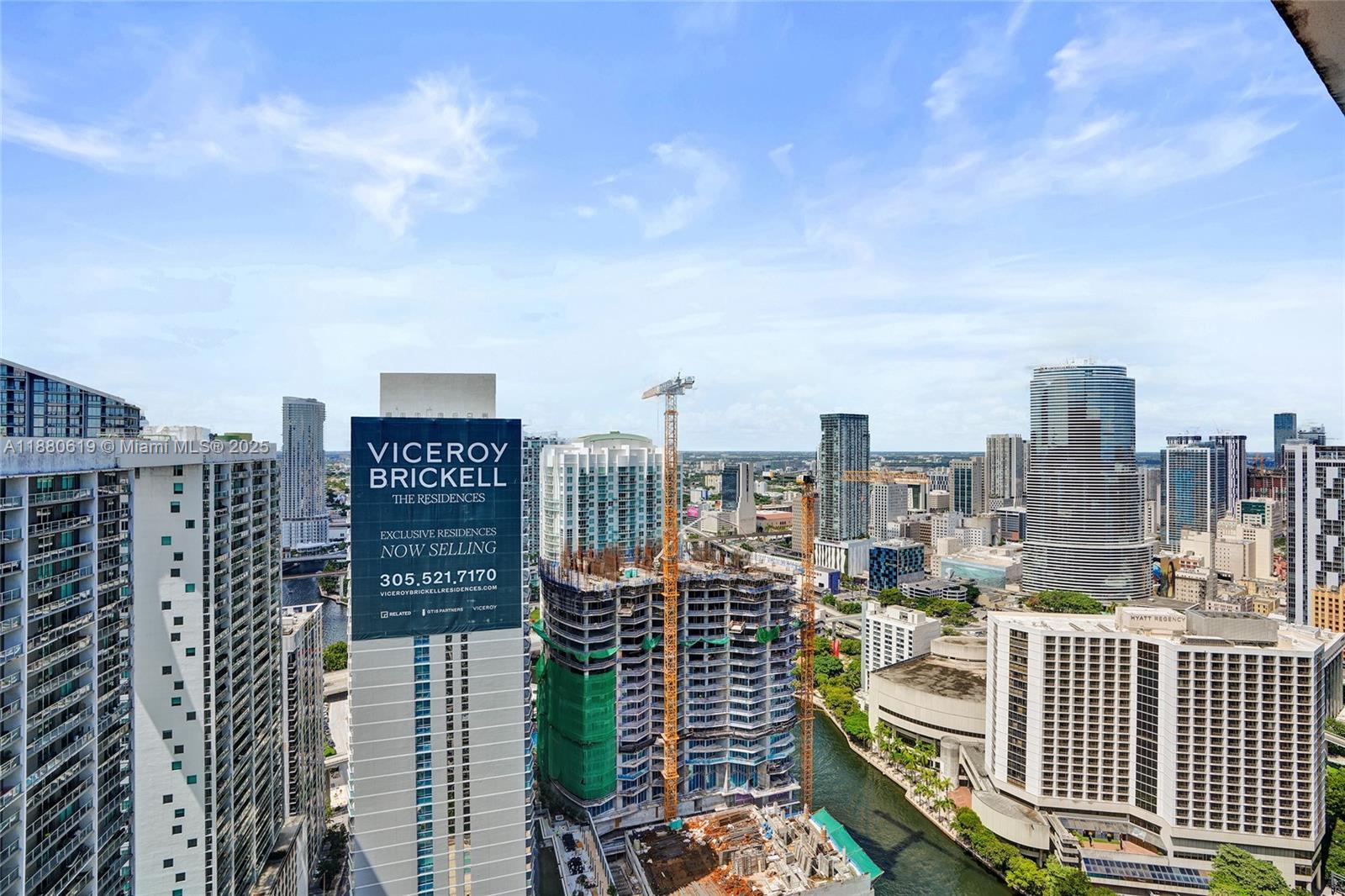 485 Brickell Ave #4207, Miami FL 33131