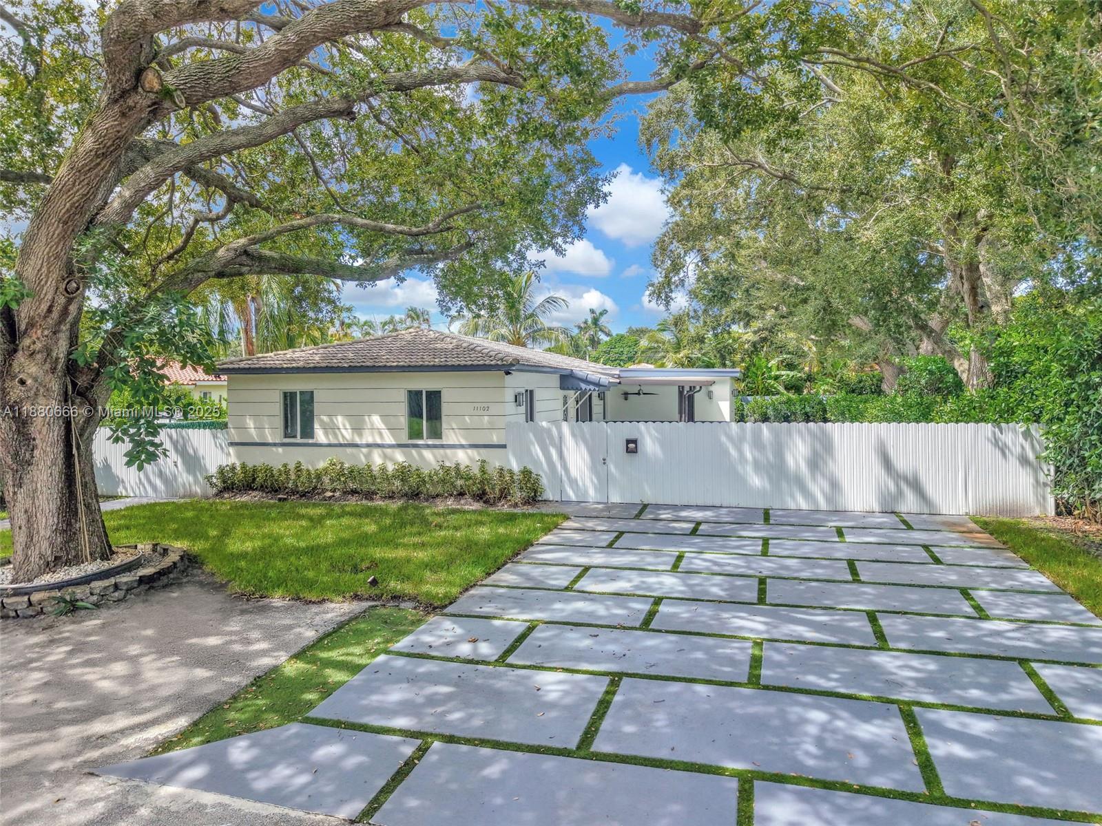 11102 NE 9th Ct, Biscayne Park FL 33161