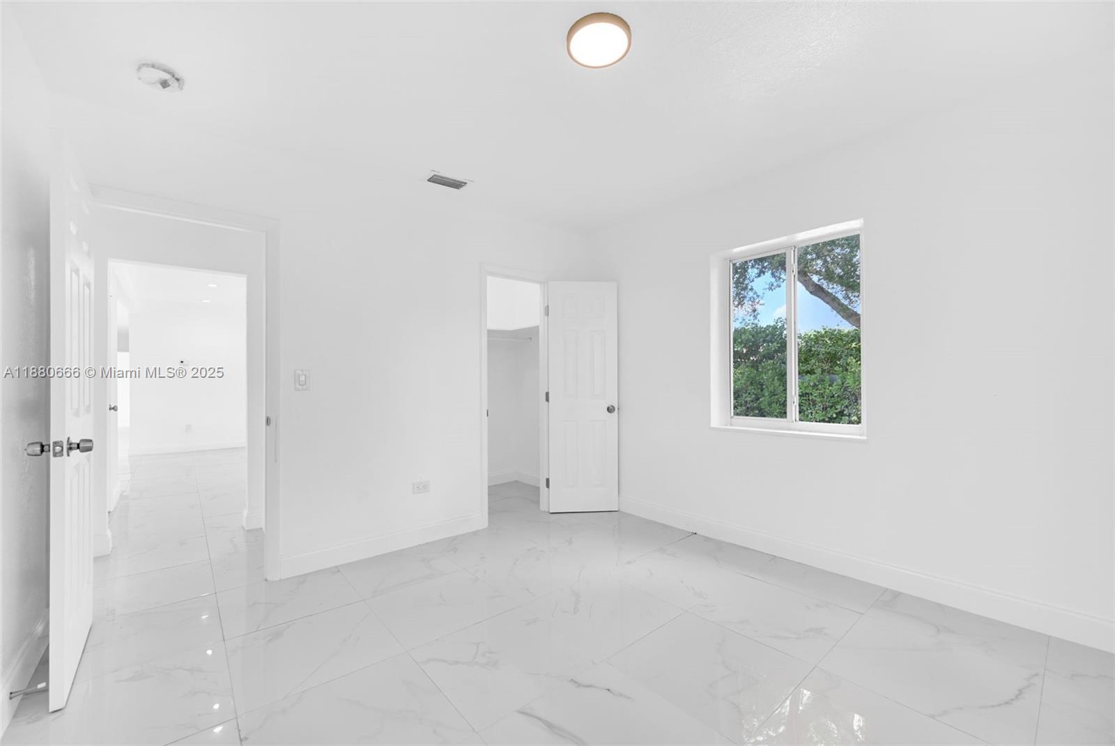 11102 NE 9th Ct, Biscayne Park FL 33161