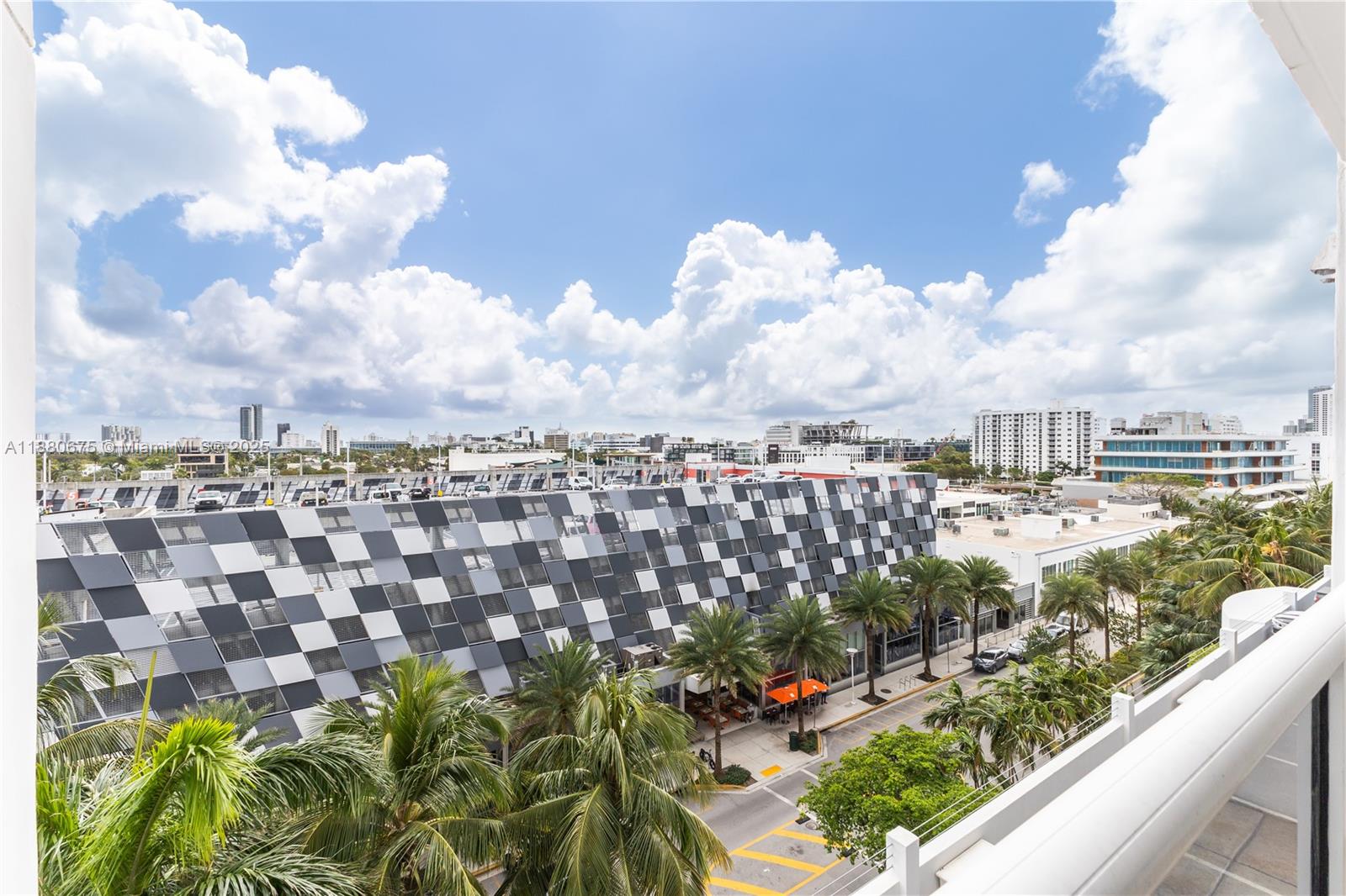 1800 Sunset Harbour Dr #815, Miami Beach FL 33139