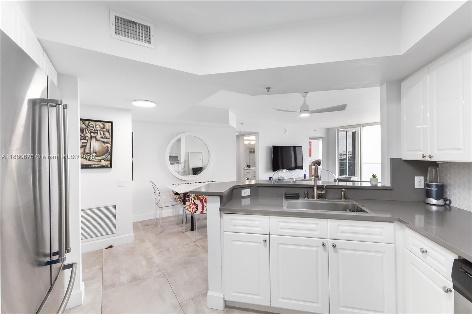 1800 Sunset Harbour Dr #815, Miami Beach FL 33139