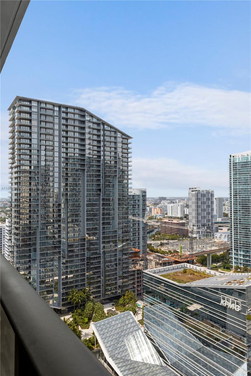 801 S Miami Ave #3207, Miami FL 33130