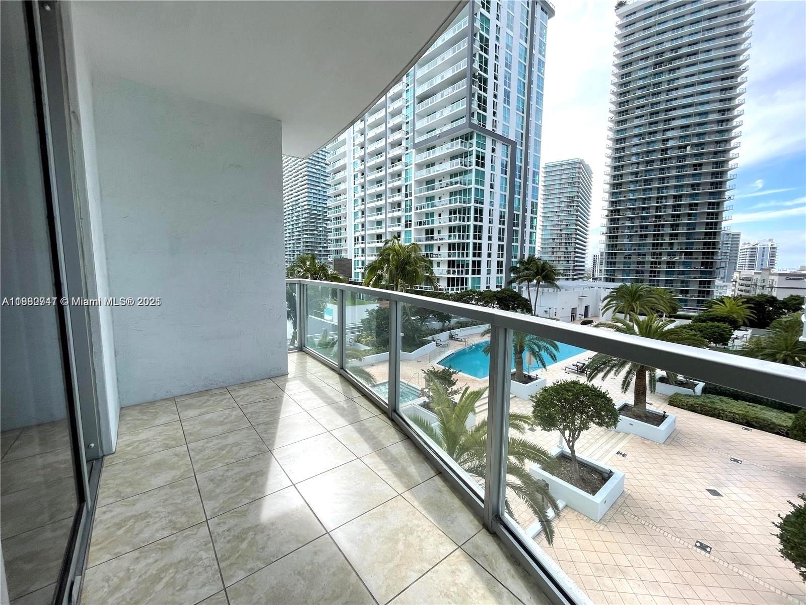 1060 Brickell Avenue #1515, Miami FL 33131