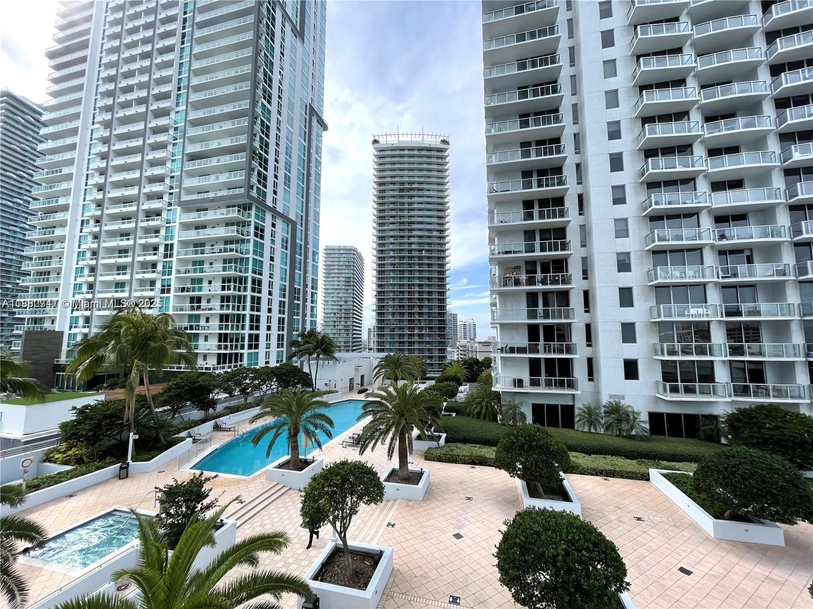 1060 Brickell Avenue #1515, Miami FL 33131
