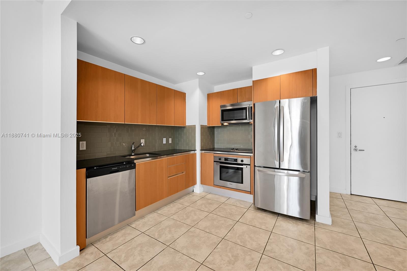 1060 Brickell Avenue #1515, Miami FL 33131