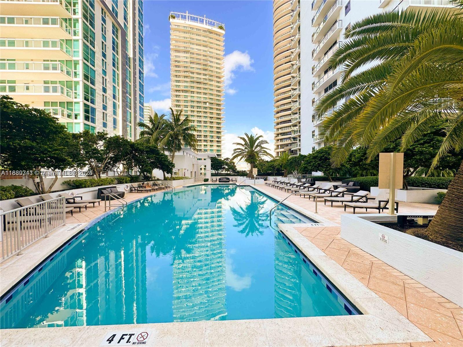 1060 Brickell Avenue #1515, Miami FL 33131