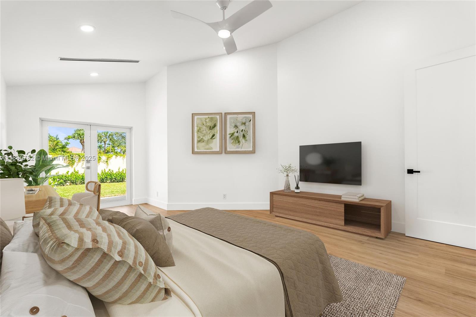 9041 Baybury Ln, West Palm Beach FL 33411
