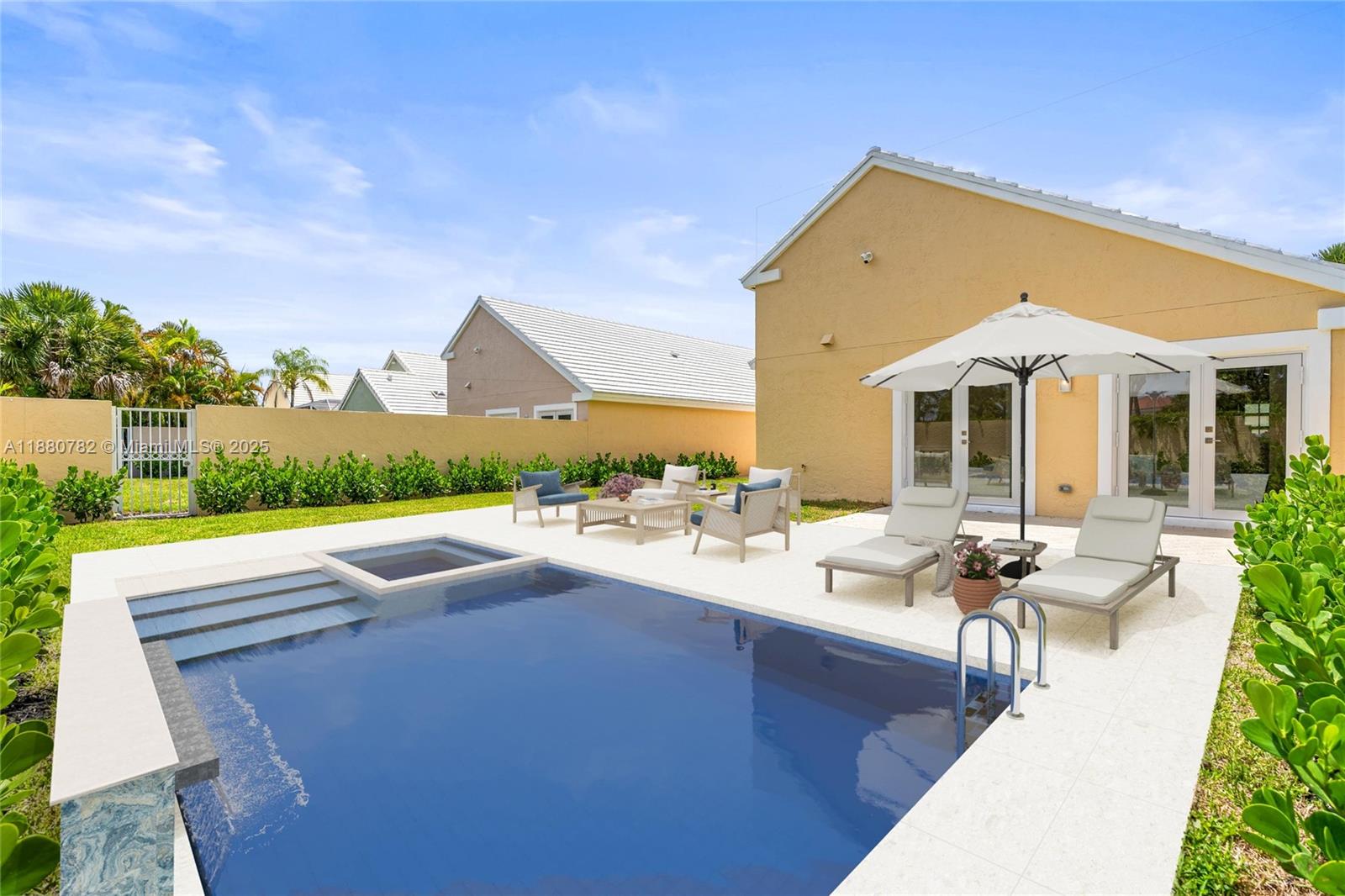 9041 Baybury Ln, West Palm Beach FL 33411