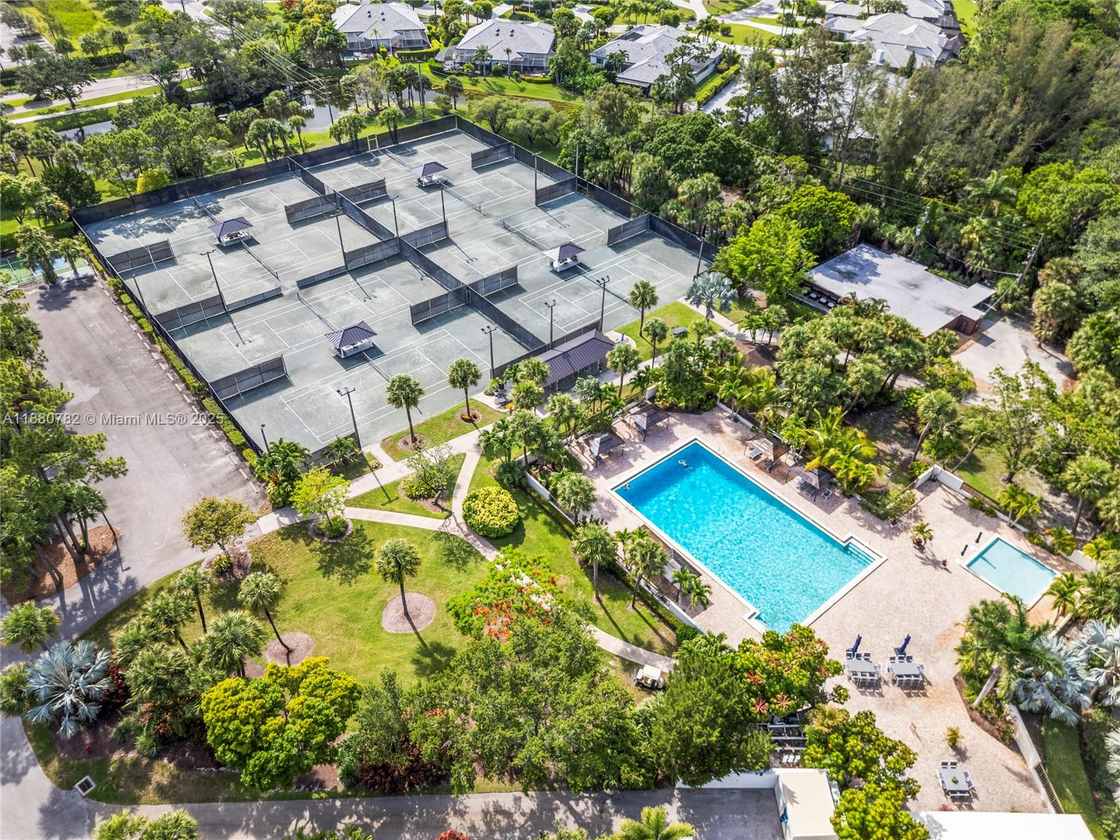 9041 Baybury Ln, West Palm Beach FL 33411