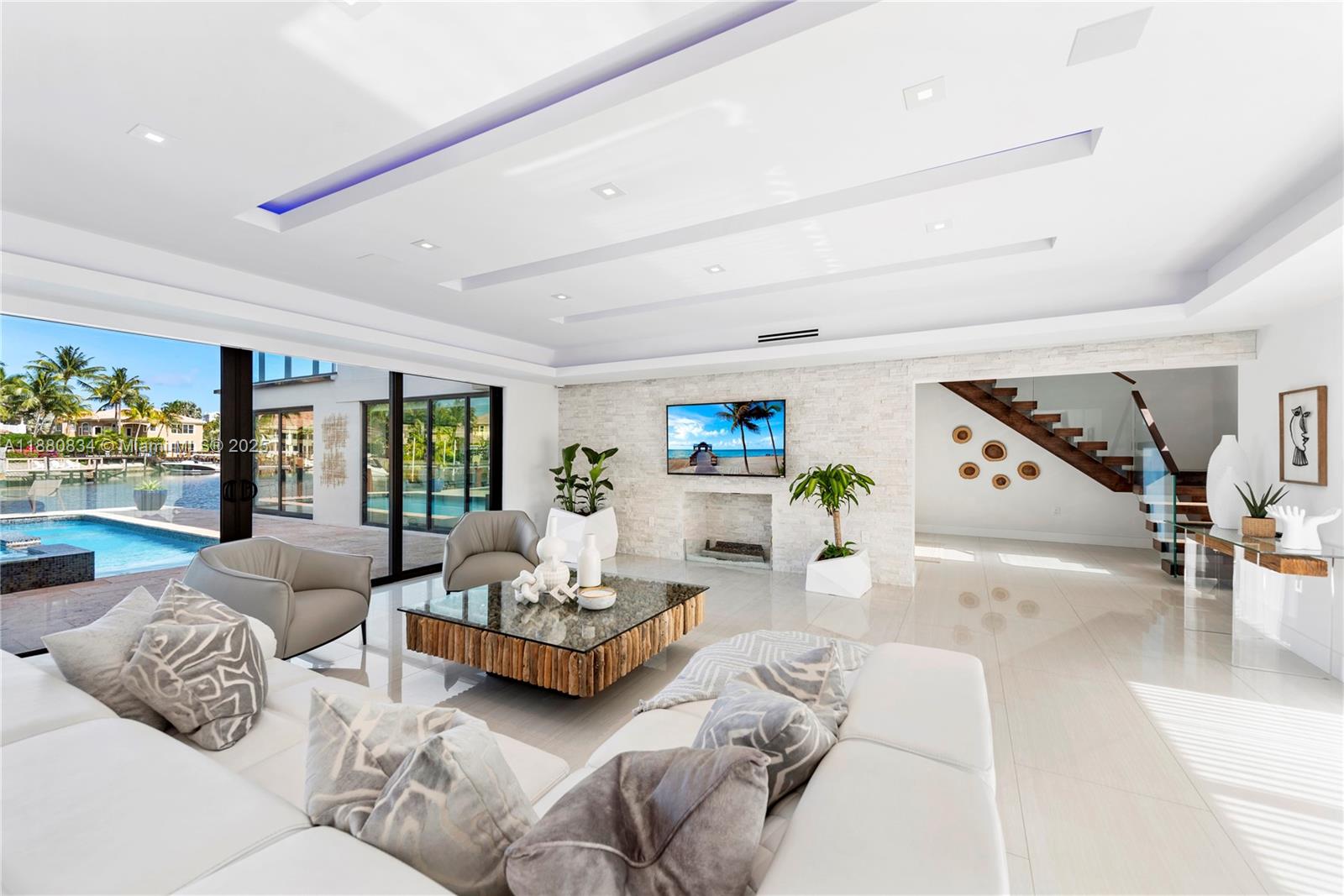 1025 Diplomat Parkway, Hollywood FL 33019