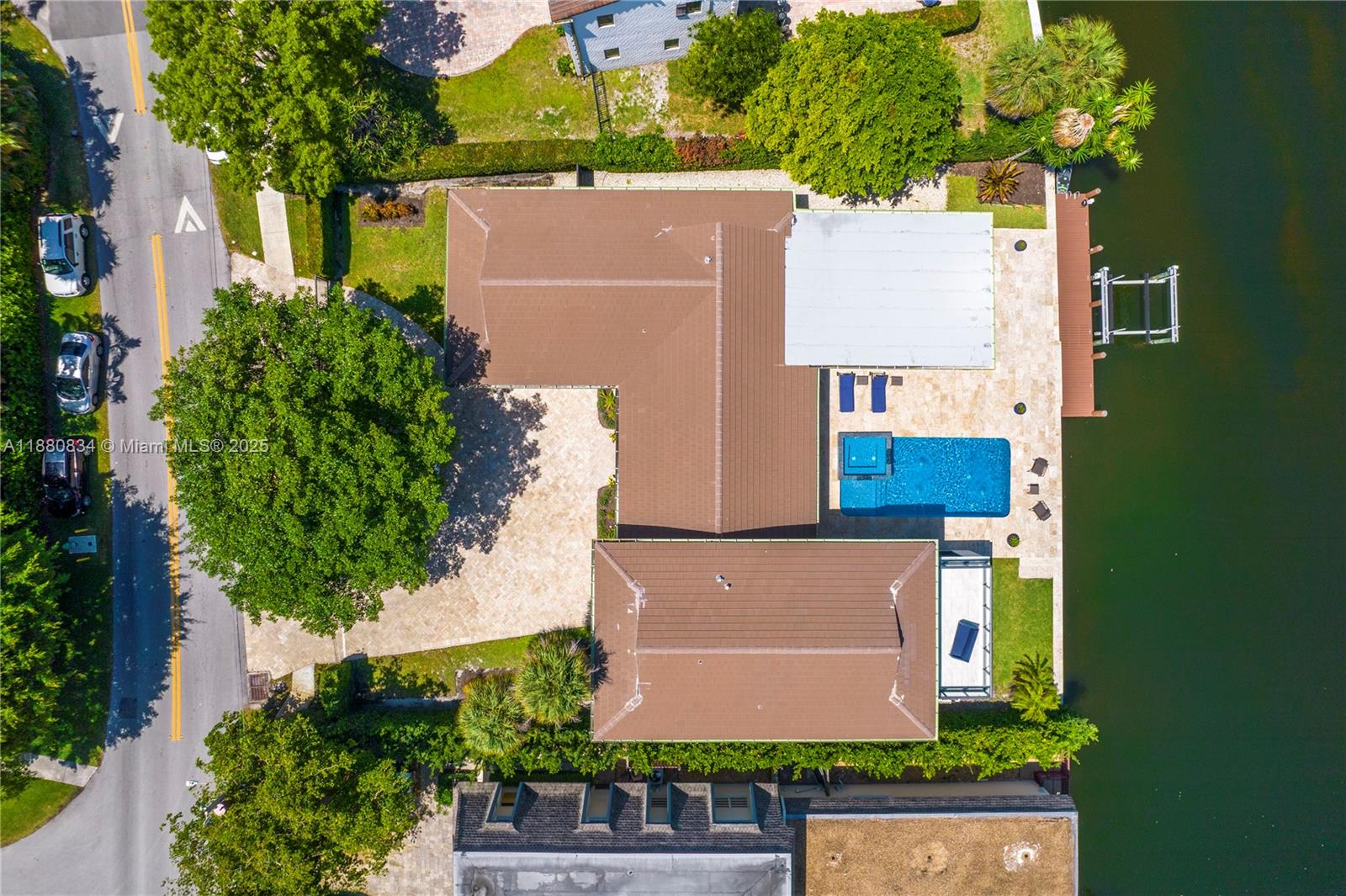 1025 Diplomat Parkway, Hollywood FL 33019