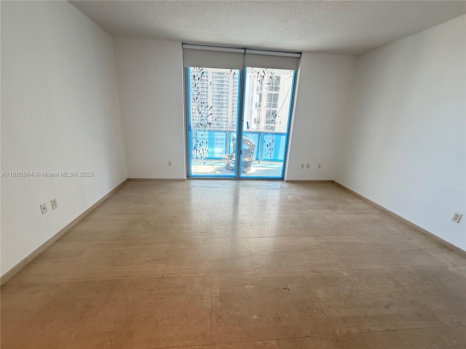 1050 Brickell Ave #2206, Miami FL 33131