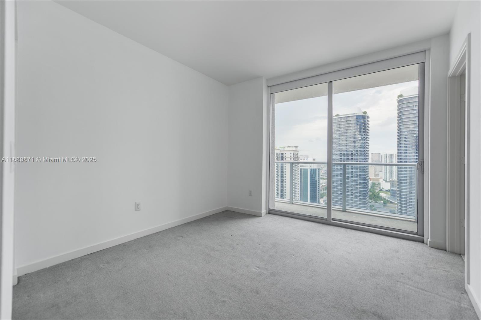 1100 S Miami Ave #3207, Miami FL 33130