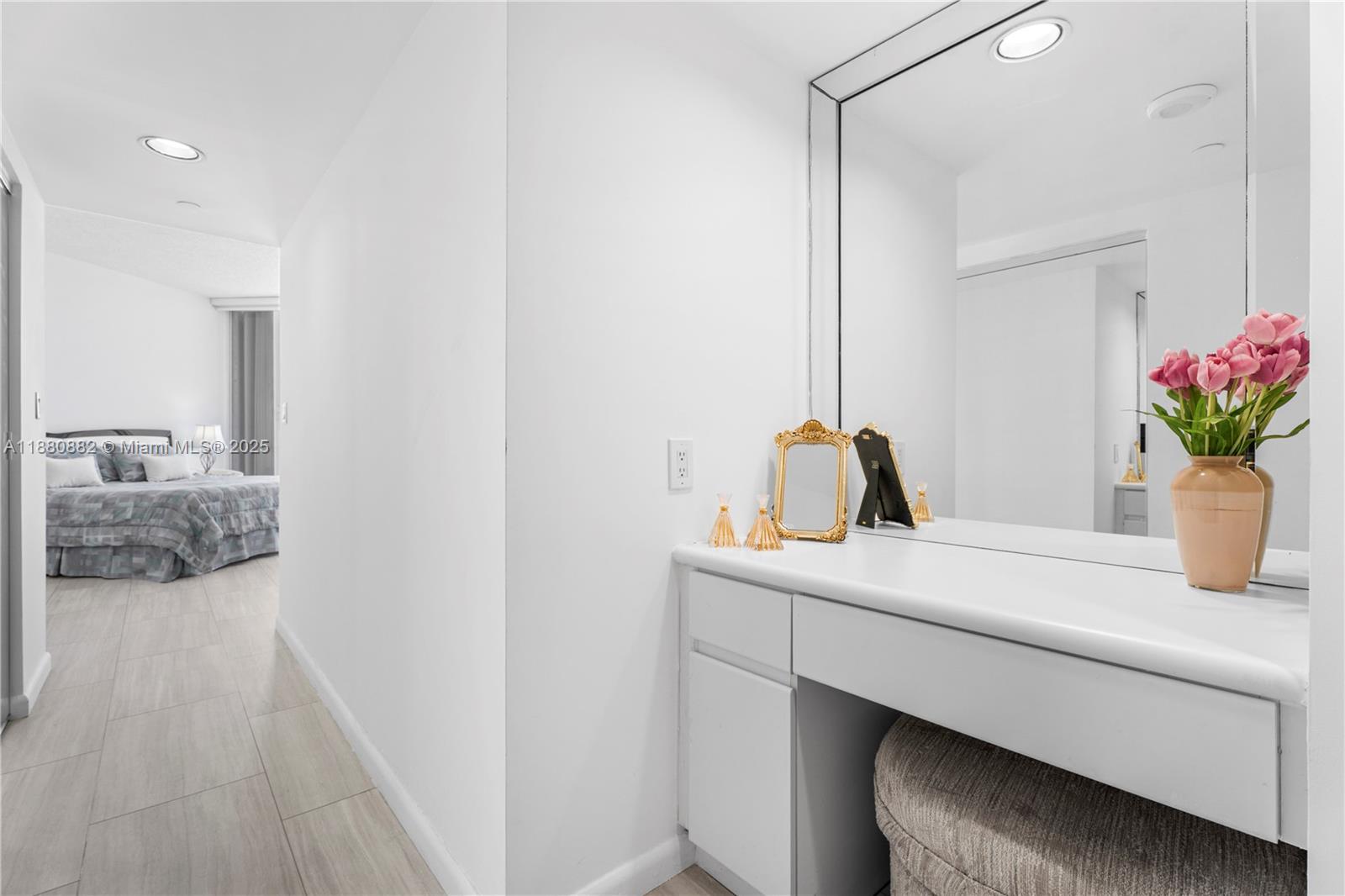 16485 Collins Ave #PH35C, Sunny Isles Beach FL 33160