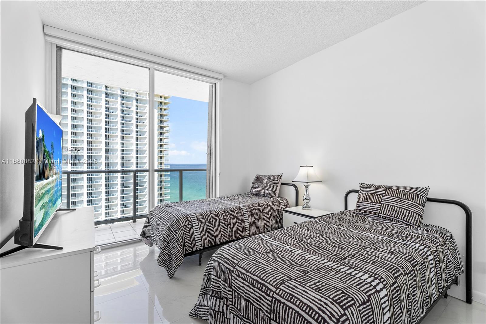 16485 Collins Ave #PH35C, Sunny Isles Beach FL 33160