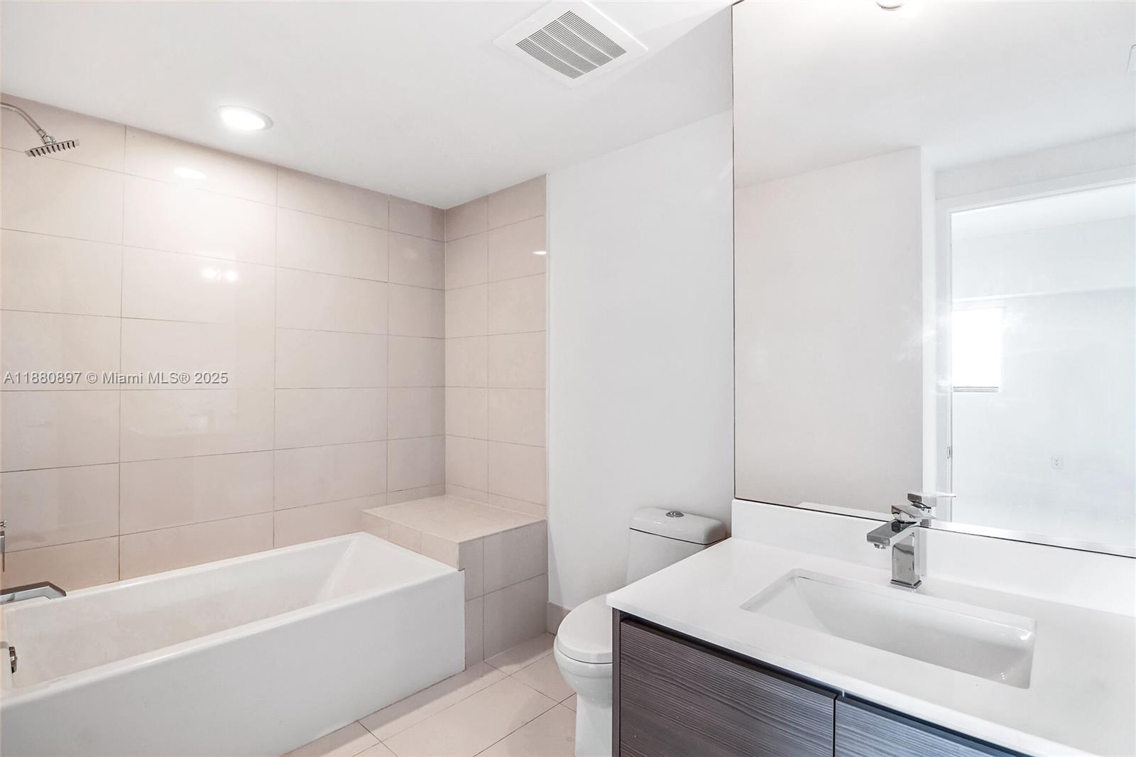 460 NE 28th St #3507, Miami FL 33137