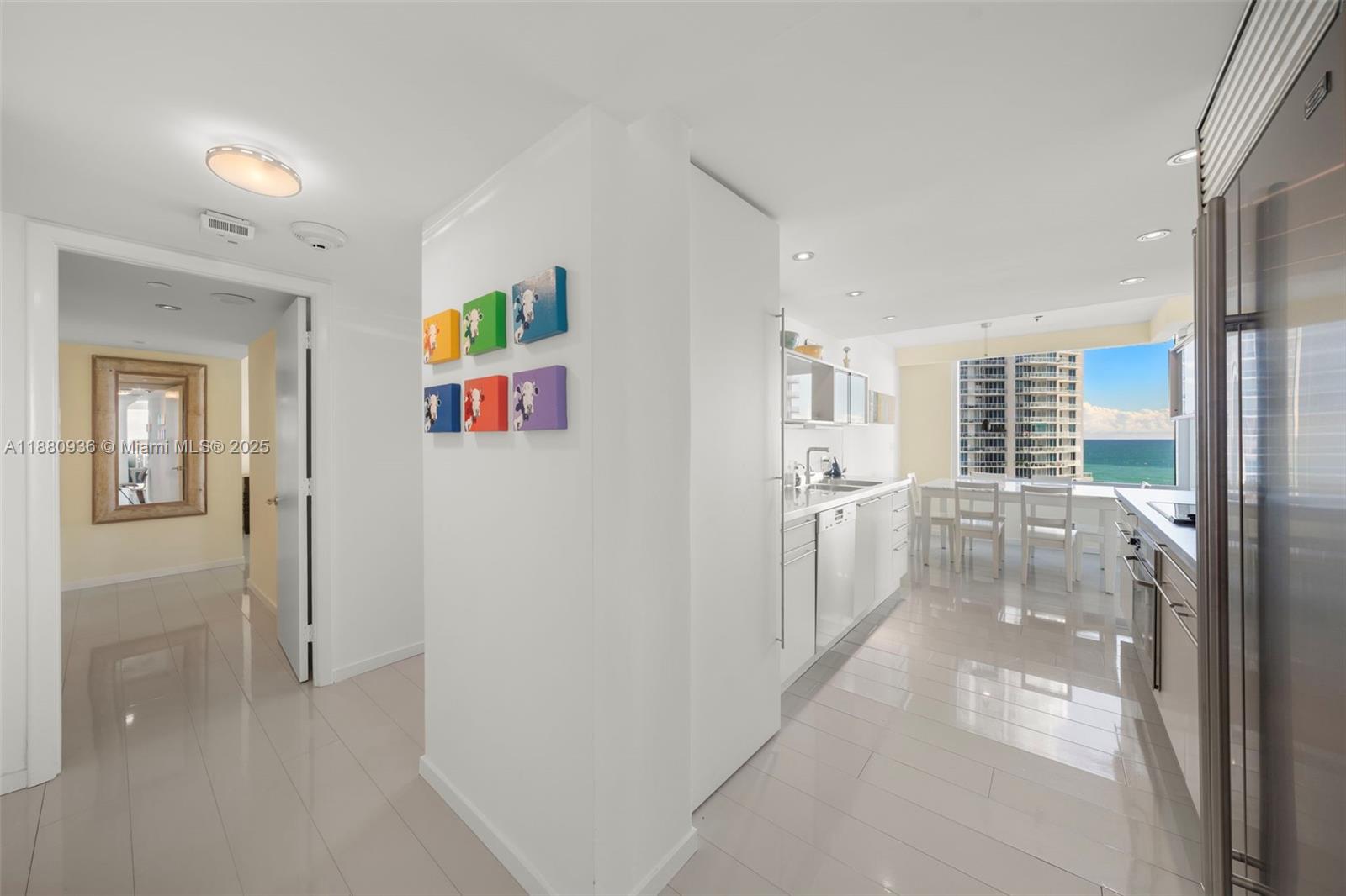 400 S Pointe Dr #1104, Miami Beach FL 33139