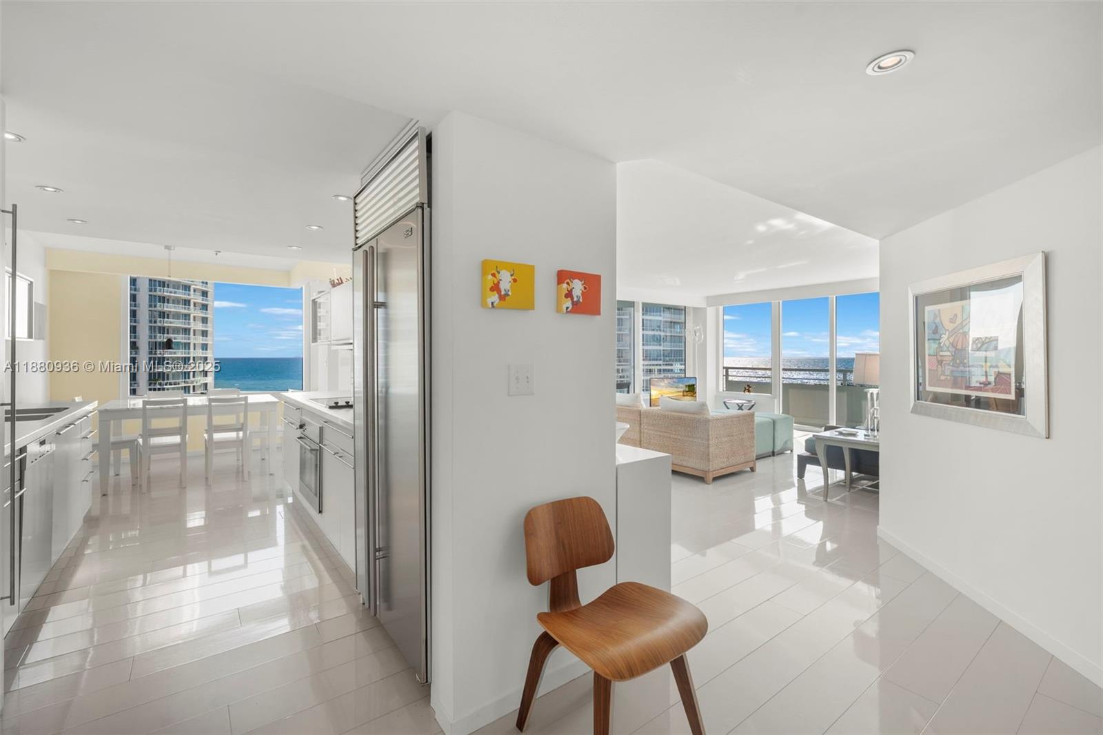 400 S Pointe Dr #1104, Miami Beach FL 33139