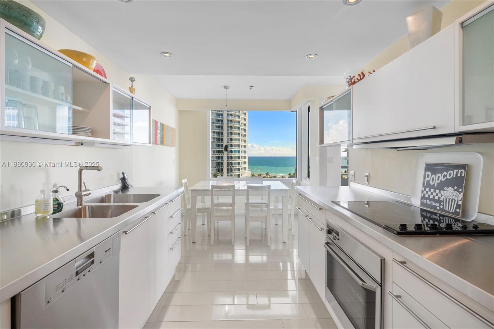 400 S Pointe Dr #1104, Miami Beach FL 33139