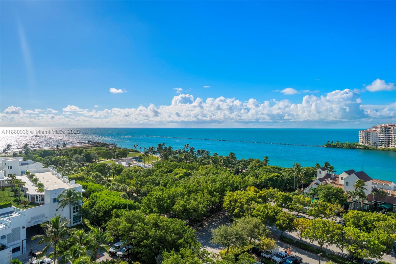 400 S Pointe Dr #1104, Miami Beach FL 33139