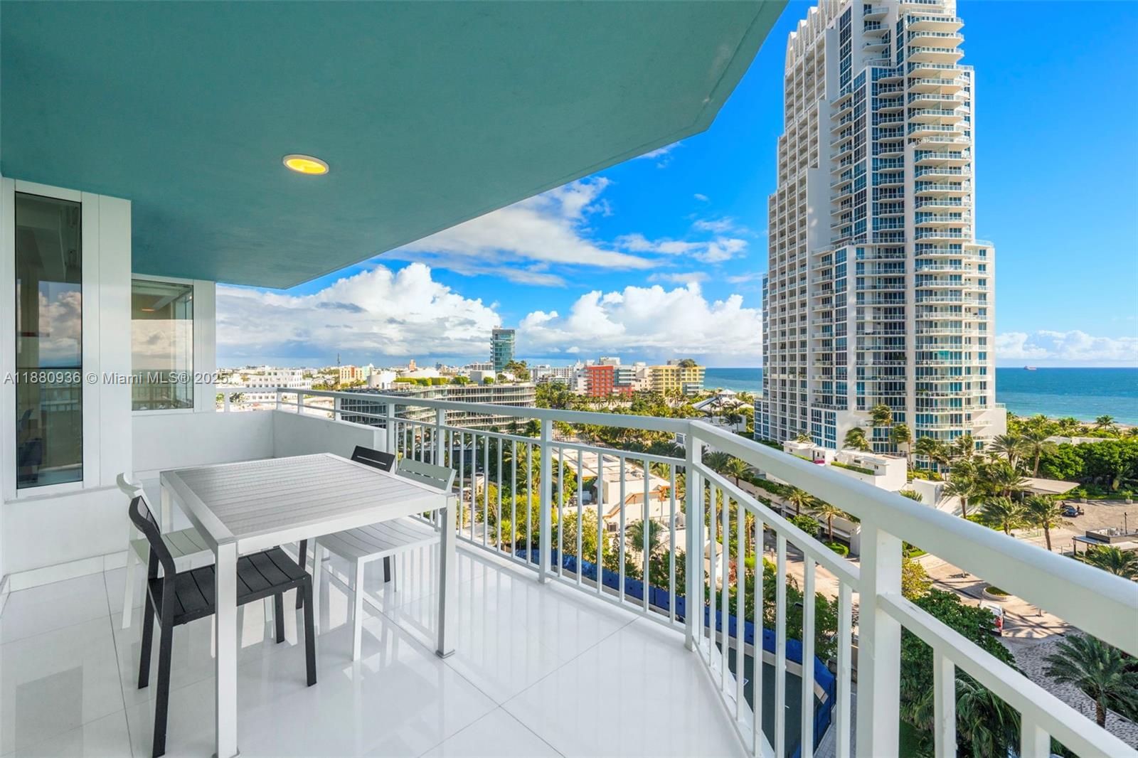 400 S Pointe Dr #1104, Miami Beach FL 33139