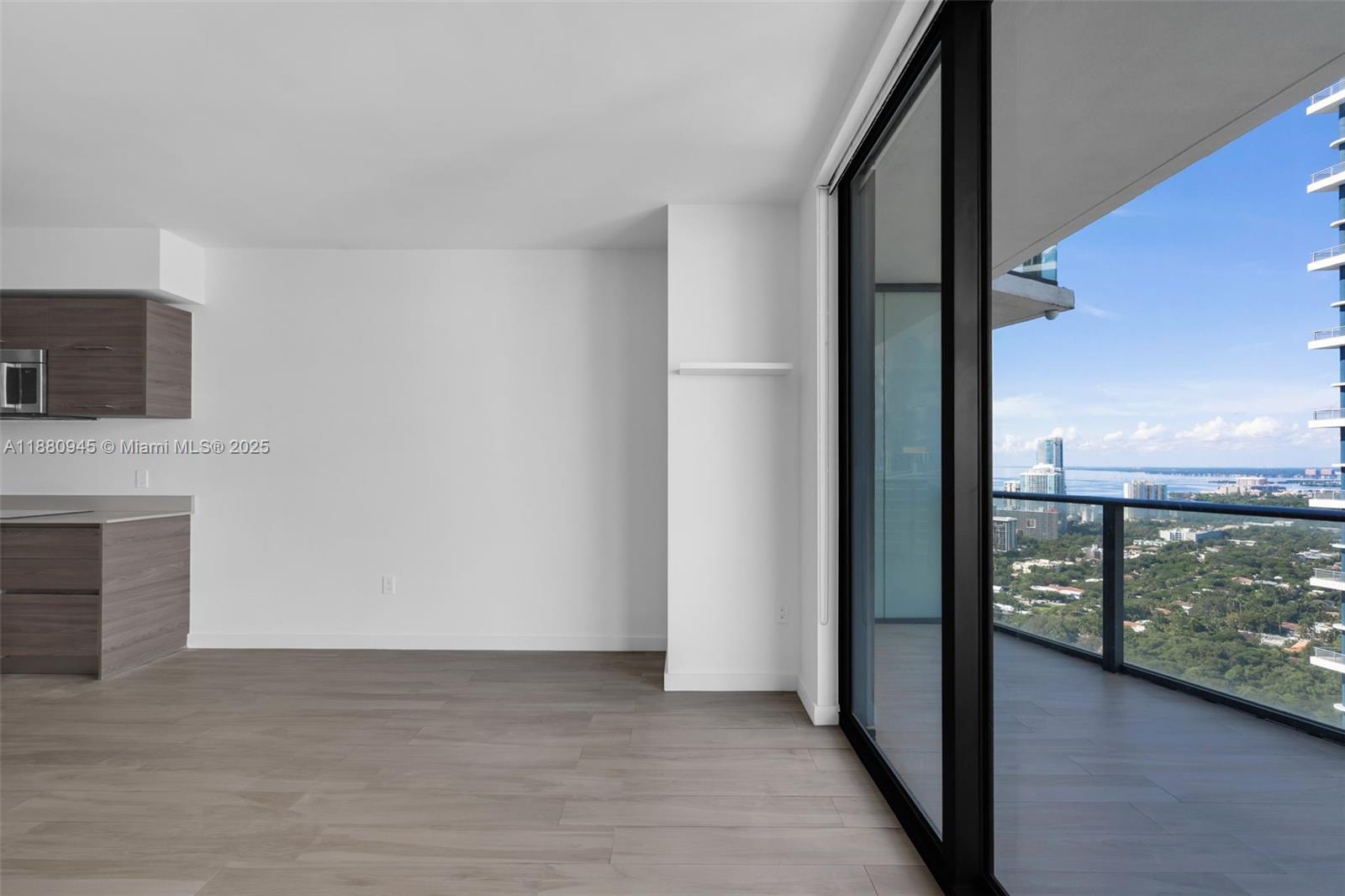1300 S Miami Ave #3808, Miami FL 33130