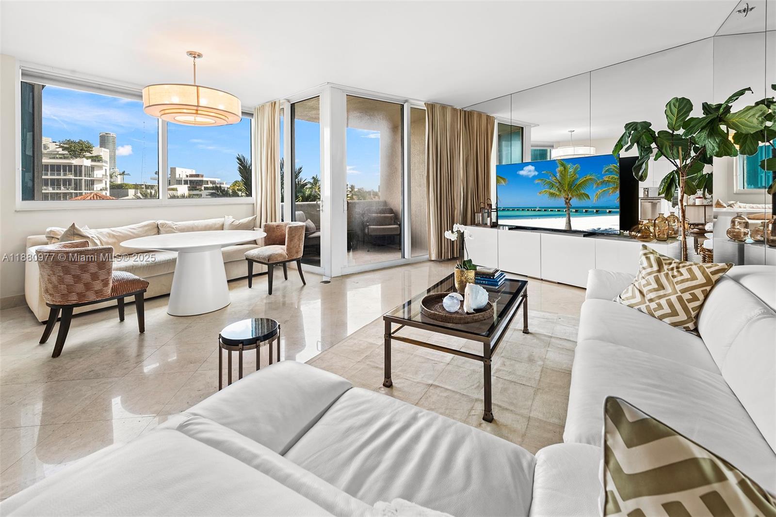 300 S Pointe Dr #504, Miami Beach FL 33139