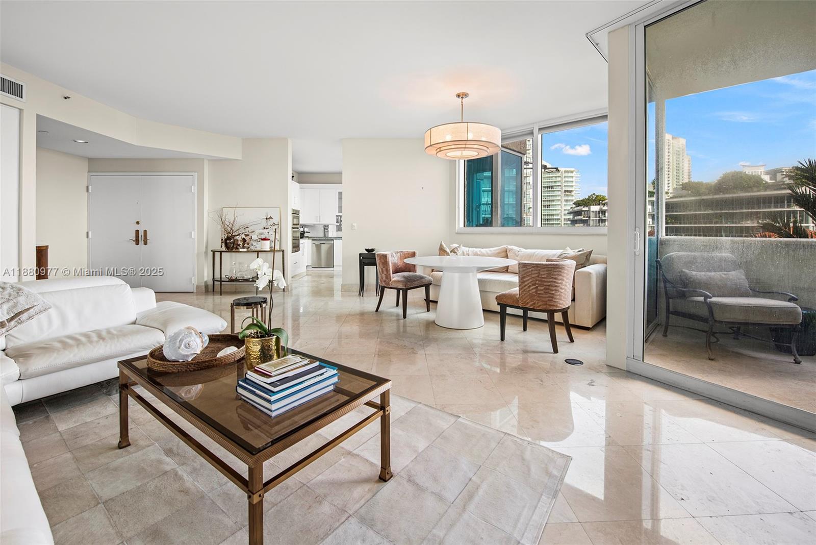 300 S Pointe Dr #504, Miami Beach FL 33139
