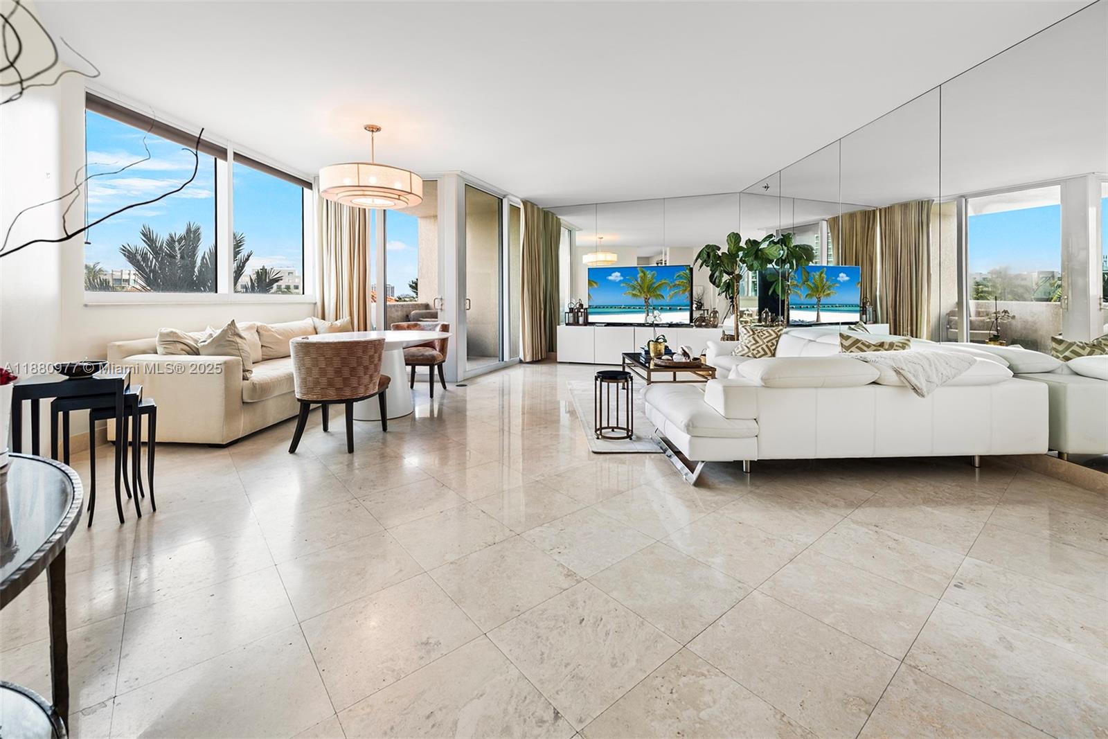300 S Pointe Dr #504, Miami Beach FL 33139
