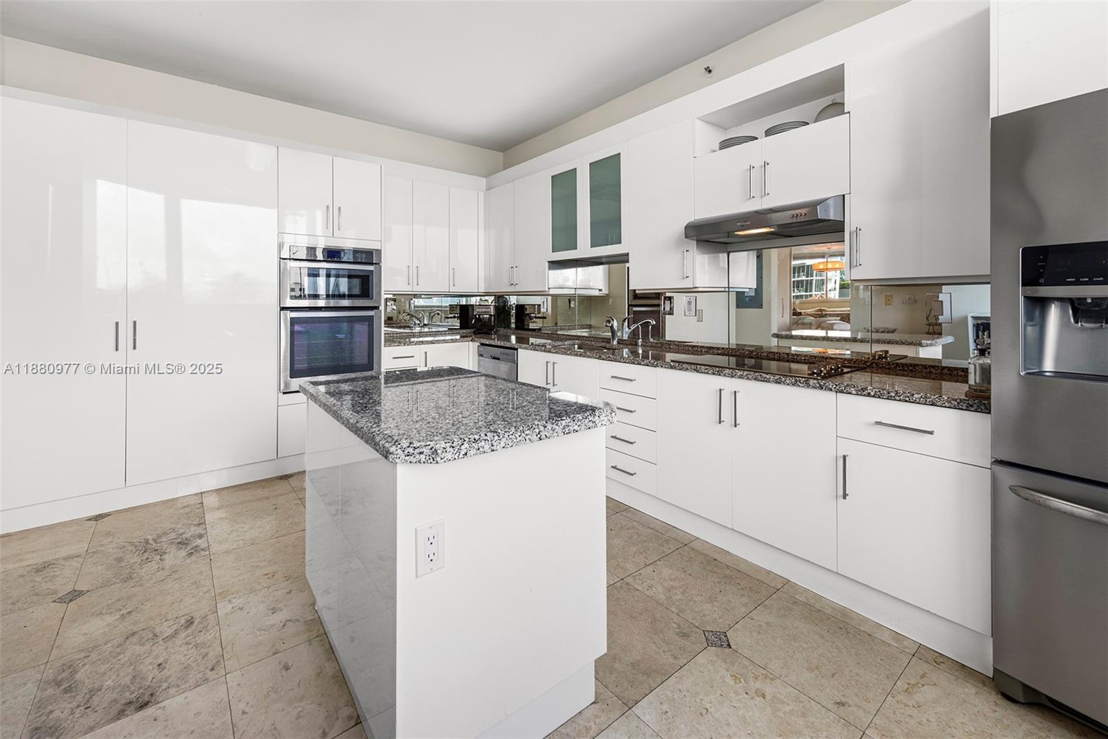 300 S Pointe Dr #504, Miami Beach FL 33139